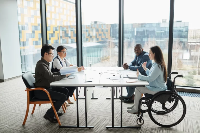 Accessibilité et inclusion : où en sont les associations en 2025 ?